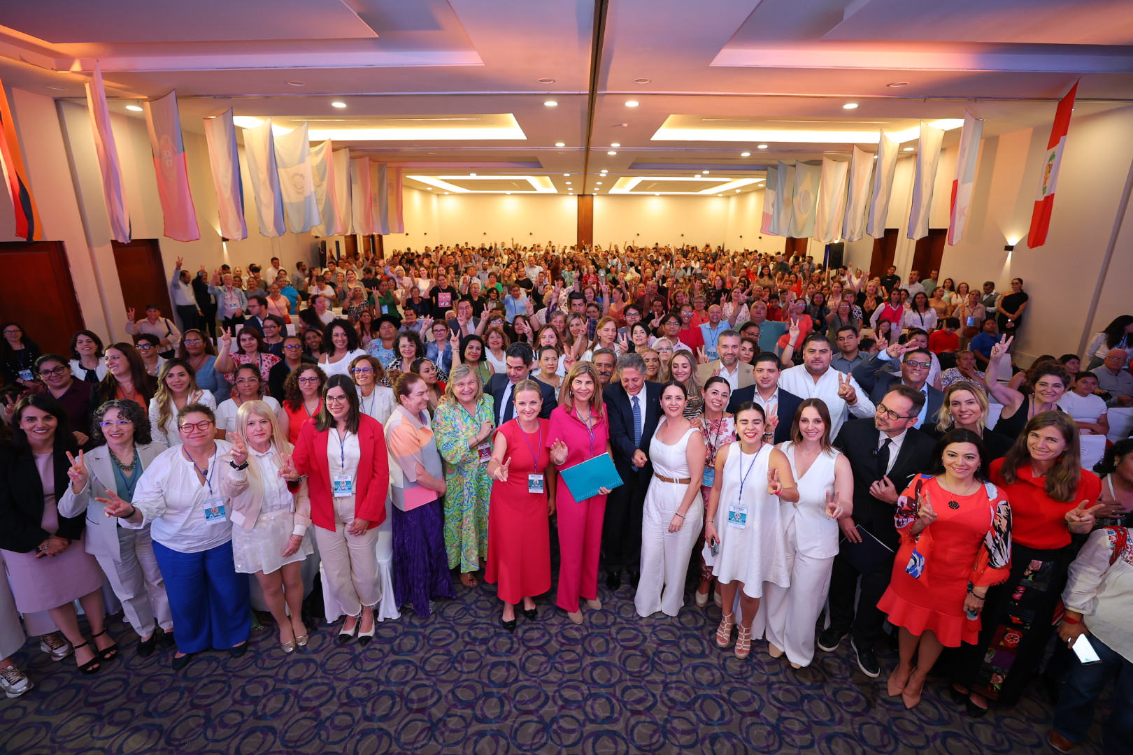 Diálogo abierto a la ciudadanía: “La participación de las mujeres en la mediación y construcción de la paz a nivel loca